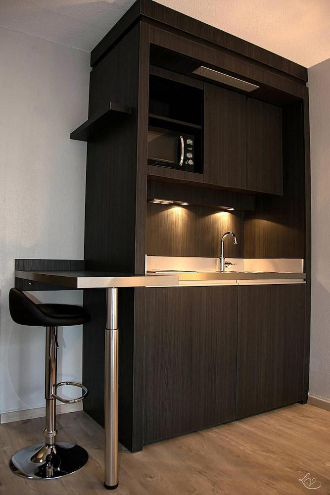 Sejours & Affaires Aix-En-Provence Mirabeau Aparthotel Екстериор снимка